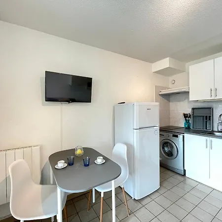 Cosy, Proche Plage, Parking Prive, Animaux Admis - Fr-1-338-559 *