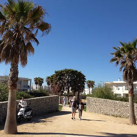 Cosy, Proche Plage, Parking Prive, Animaux Admis - Fr-1-338-559